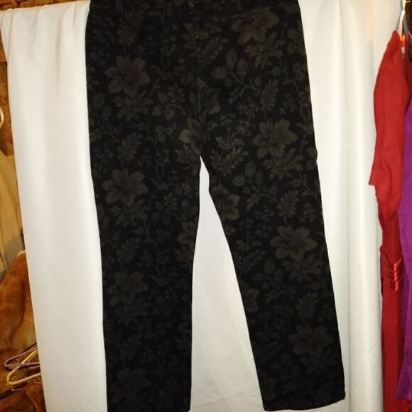 Ann Taylor jeans - Picture 2 of 7